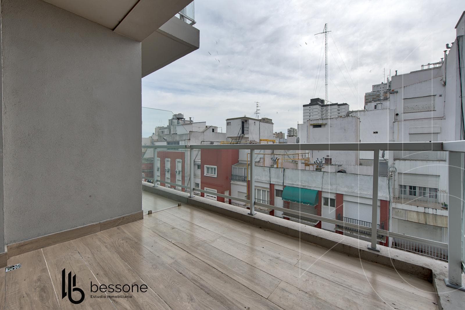 Apartment in Downtown