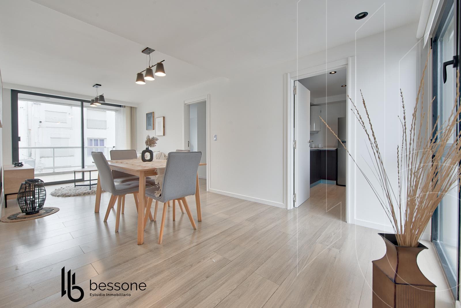 Apartment in Downtown