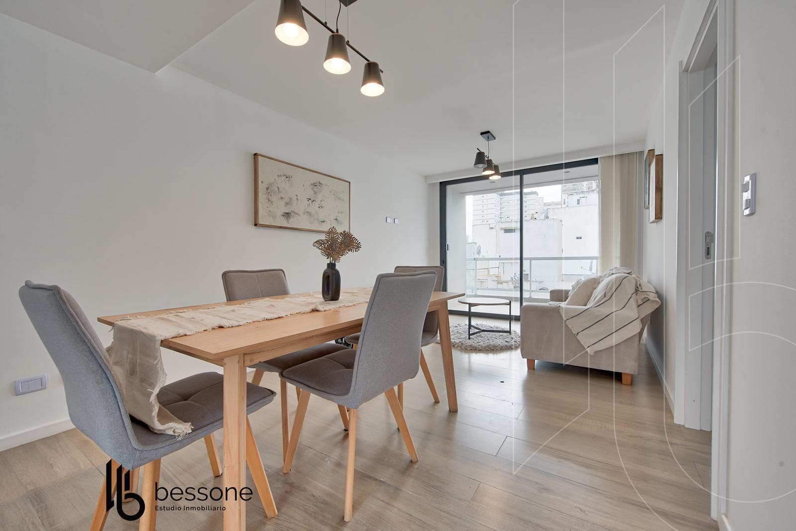 Apartment in Downtown