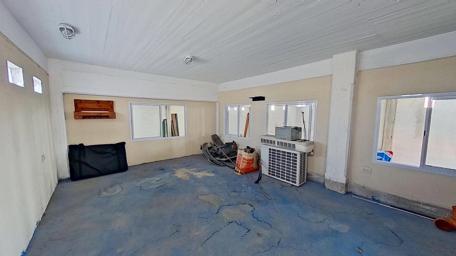 FOR SALE: Renovated 3-Bedroom House—Ideal for Living or a Business Venture in Quilmes Oeste