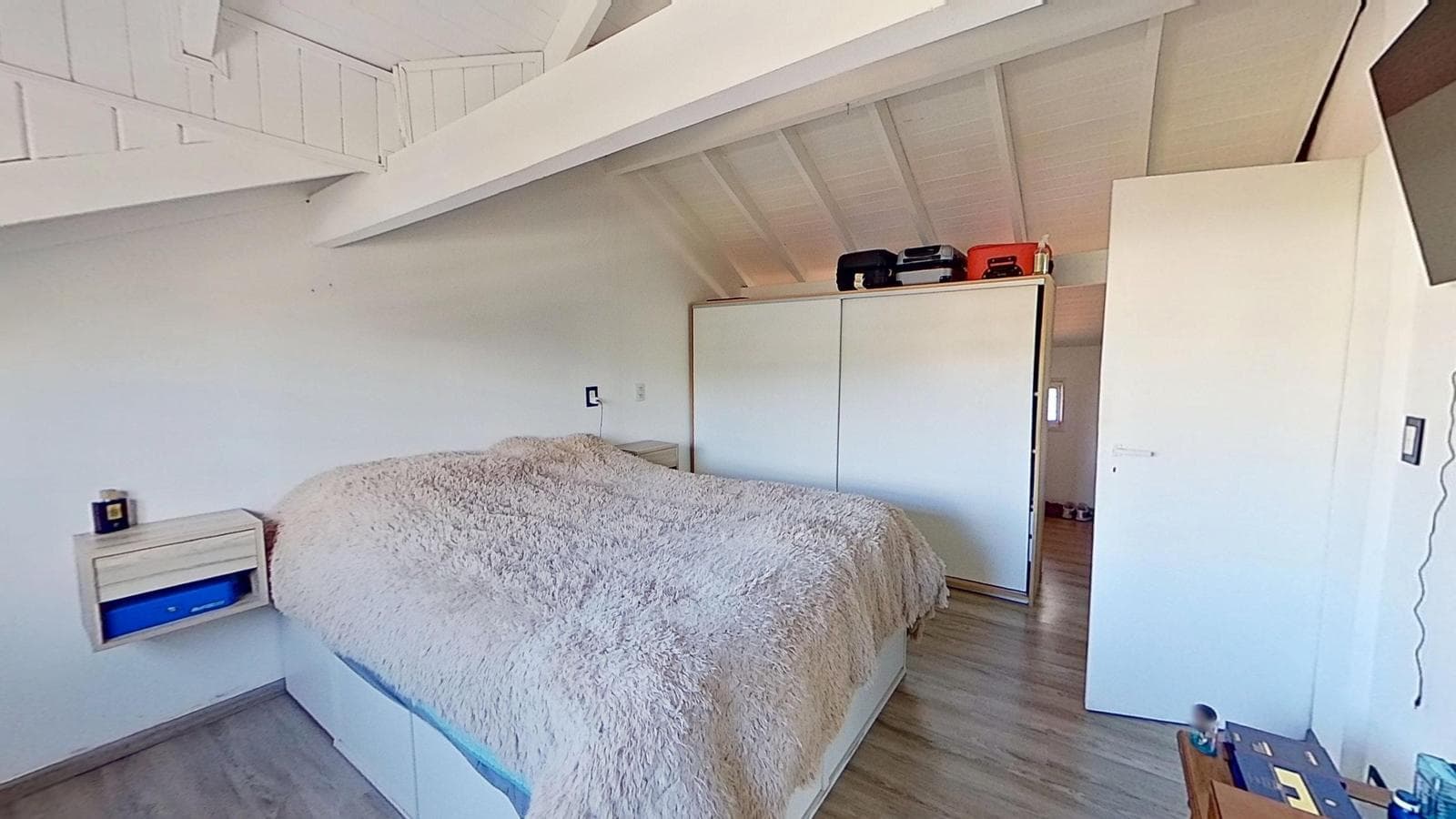 FOR SALE: Renovated 3-Bedroom House—Ideal for Living or a Business Venture in Quilmes Oeste