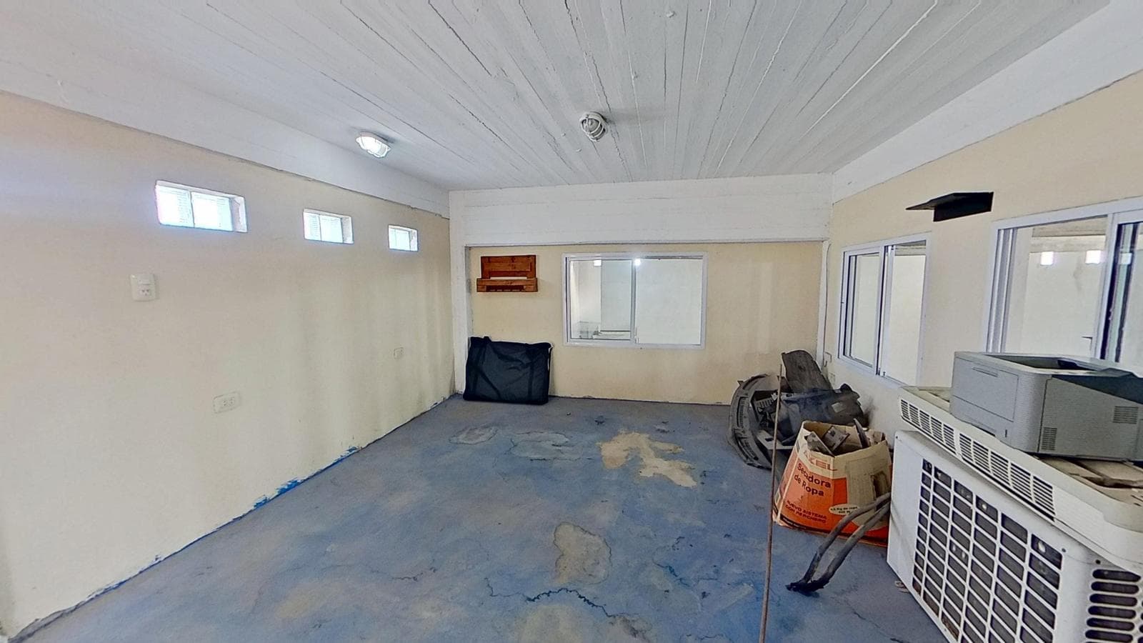 FOR SALE: Renovated 3-Bedroom House—Ideal for Living or a Business Venture in Quilmes Oeste