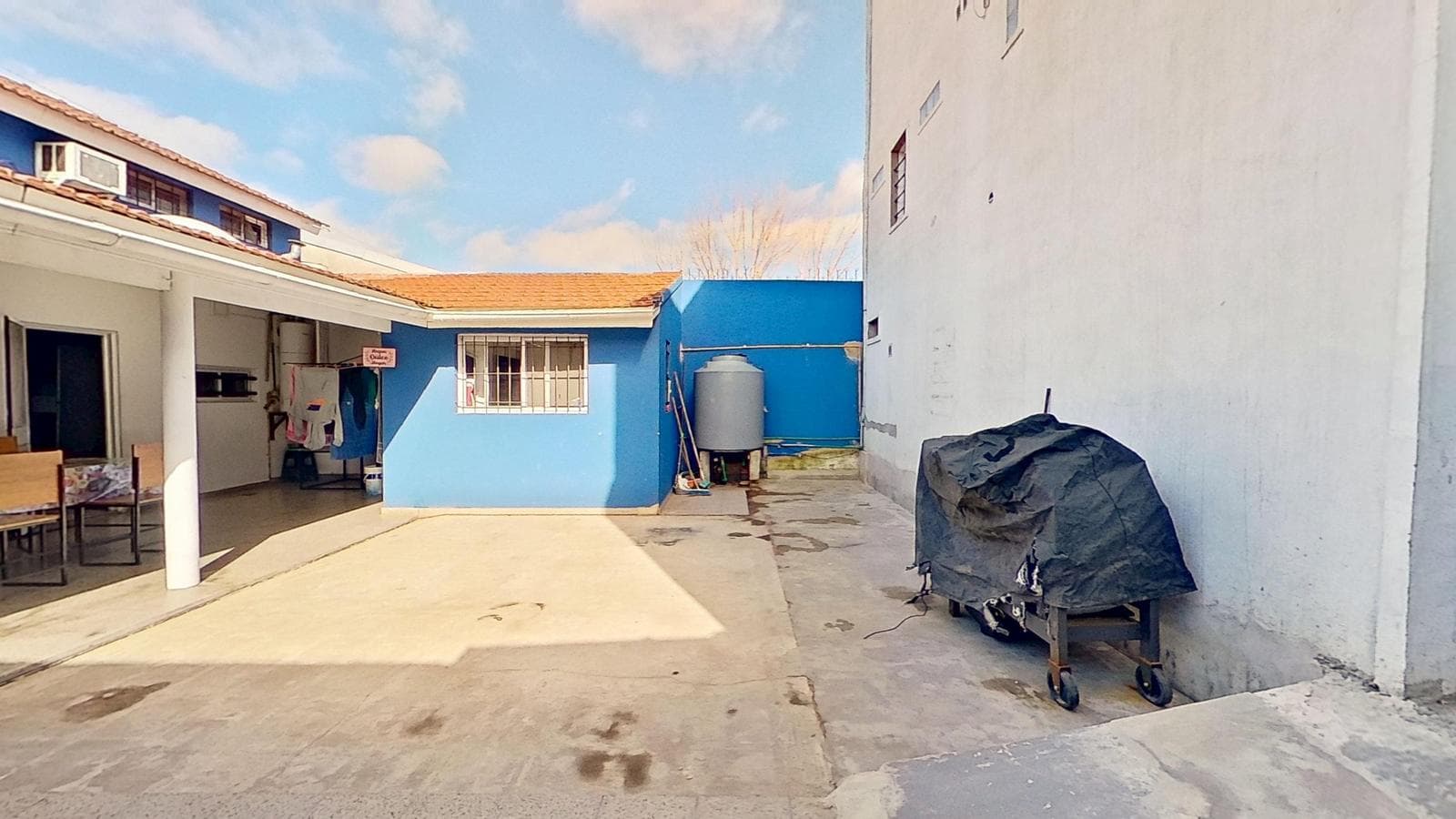 FOR SALE: Renovated 3-Bedroom House—Ideal for Living or a Business Venture in Quilmes Oeste