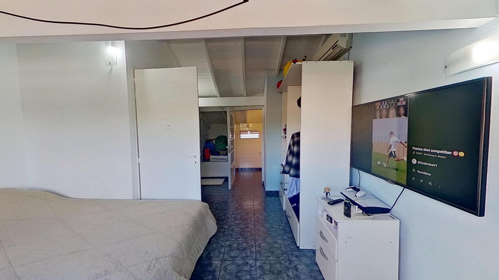 FOR SALE: Renovated 3-Bedroom House—Ideal for Living or a Business Venture in Quilmes Oeste