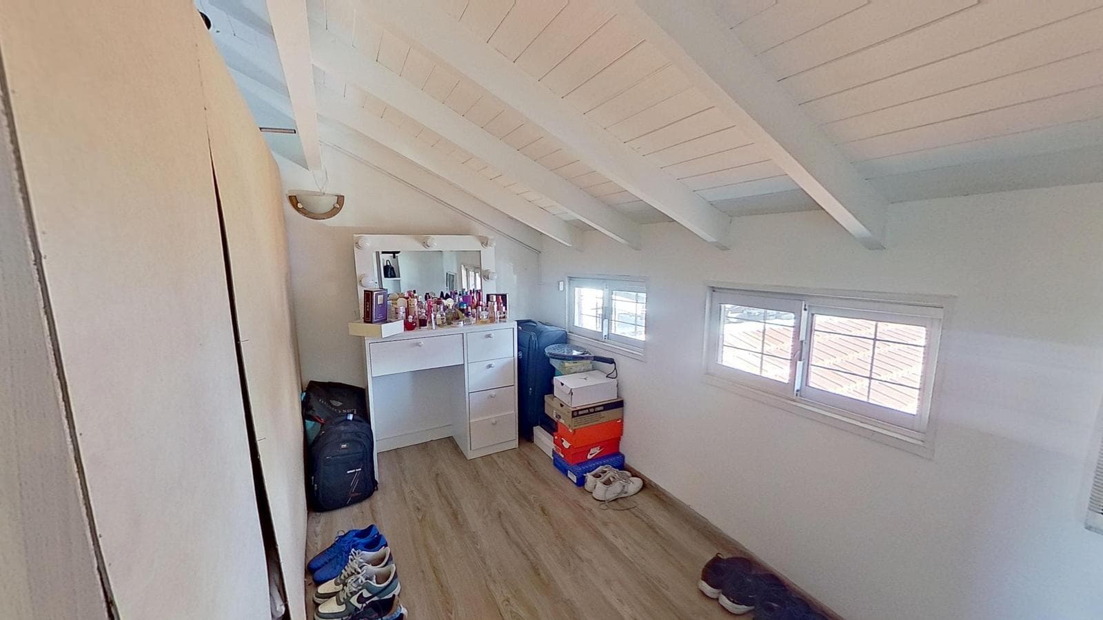 FOR SALE: Renovated 3-Bedroom House—Ideal for Living or a Business Venture in Quilmes Oeste