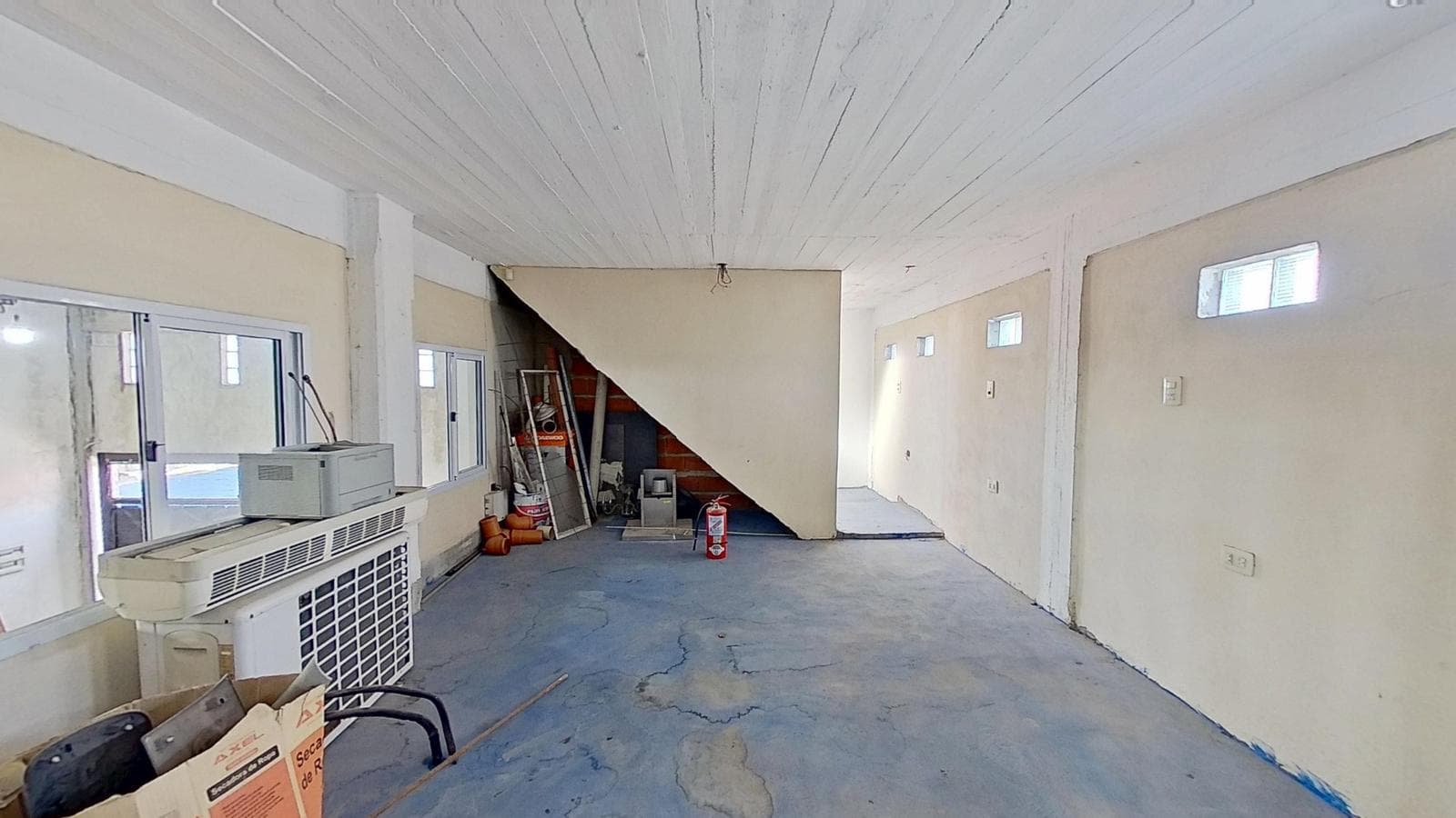 FOR SALE: Renovated 3-Bedroom House—Ideal for Living or a Business Venture in Quilmes Oeste
