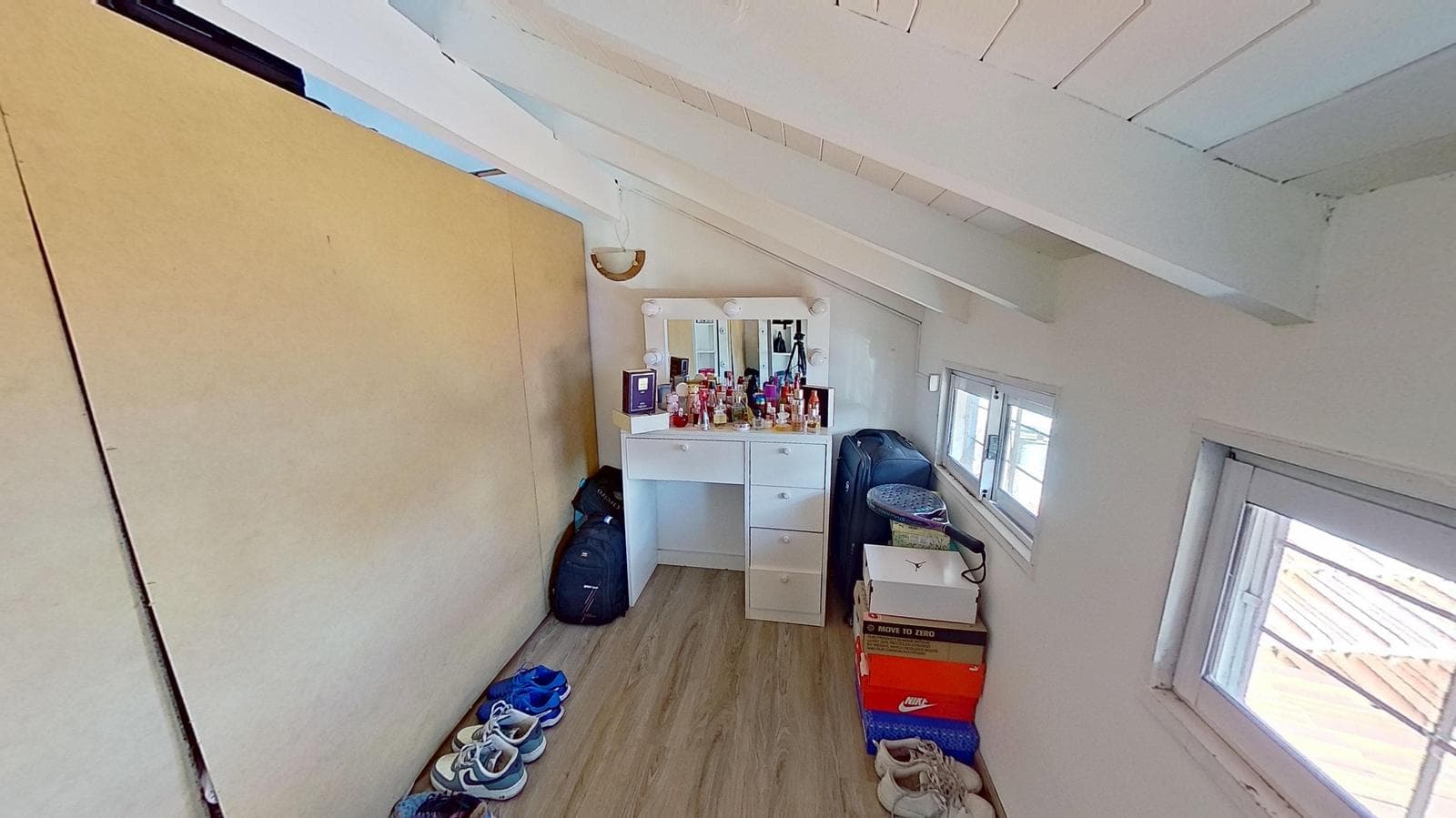 FOR SALE: Renovated 3-Bedroom House—Ideal for Living or a Business Venture in Quilmes Oeste