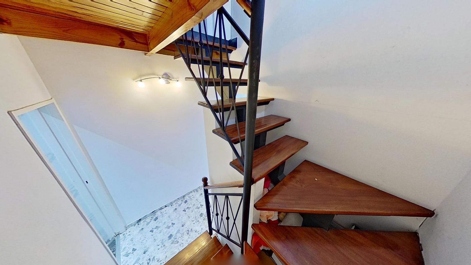 FOR SALE: Renovated 3-Bedroom House—Ideal for Living or a Business Venture in Quilmes Oeste