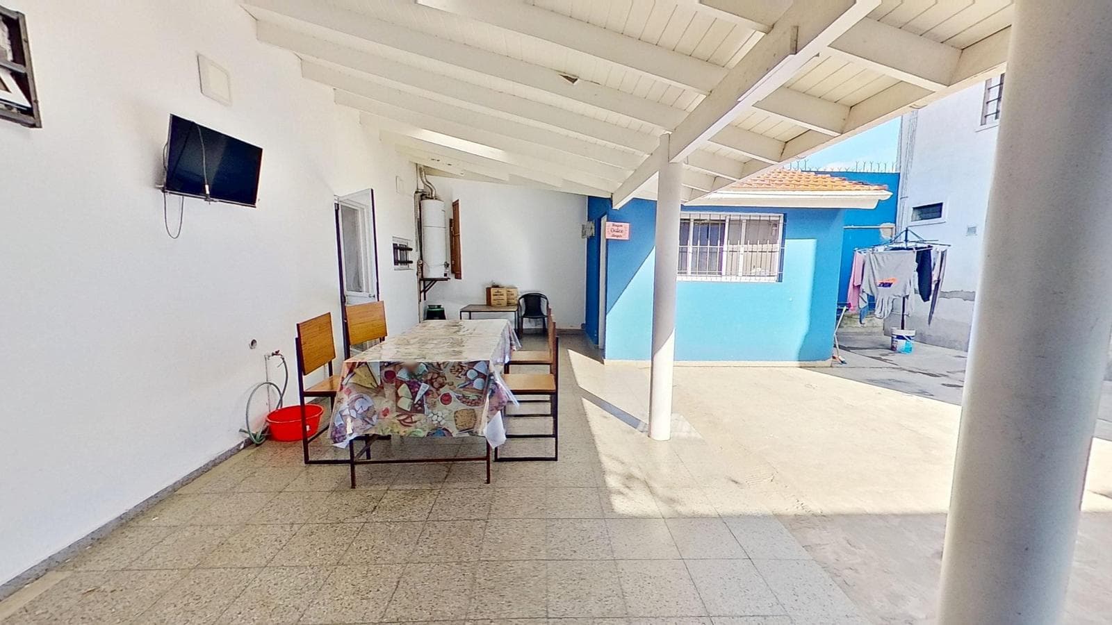 FOR SALE: Renovated 3-Bedroom House—Ideal for Living or a Business Venture in Quilmes Oeste
