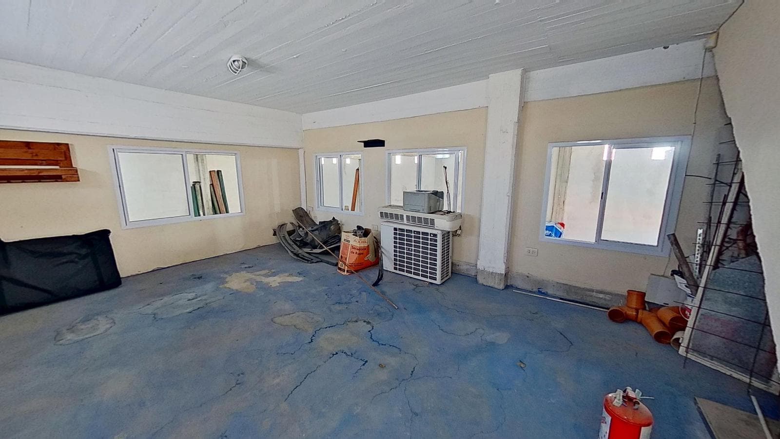 FOR SALE: Renovated 3-Bedroom House—Ideal for Living or a Business Venture in Quilmes Oeste