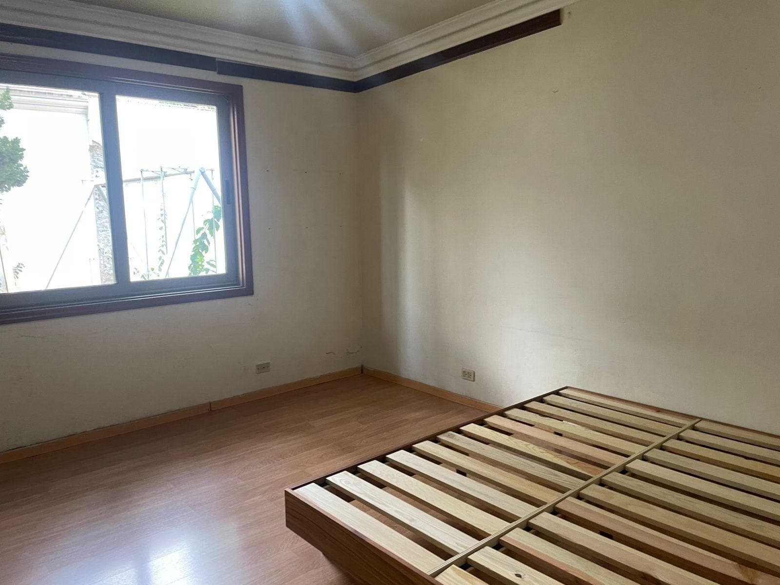HOUSE FOR SALE IN THE VALLE AREA