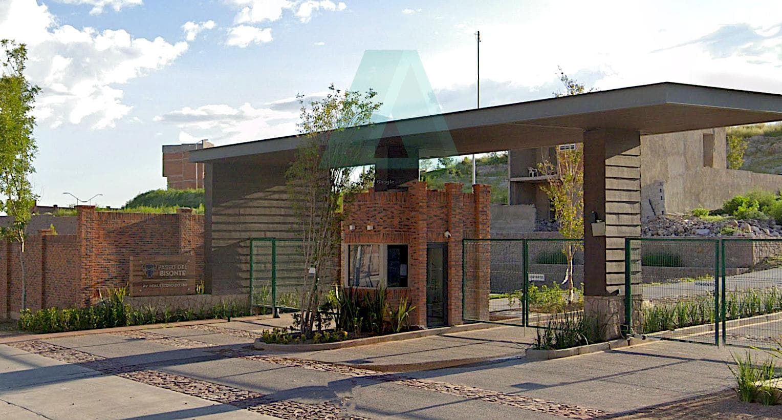 Pre-sale of a House in the Altozano Residential Complex, Artbol