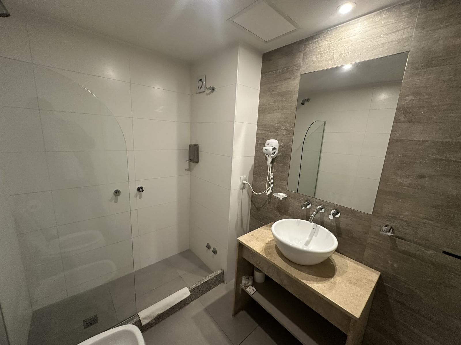 Don Quijote Apart Hotel, 5A Floor