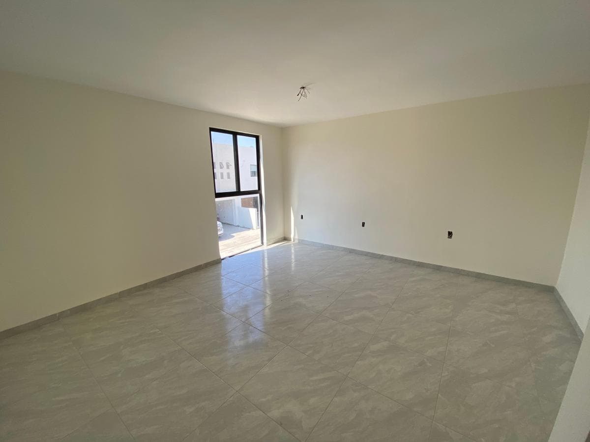 HOUSE FOR SALE BY PRIVATE SALE POZOS ZIBARI