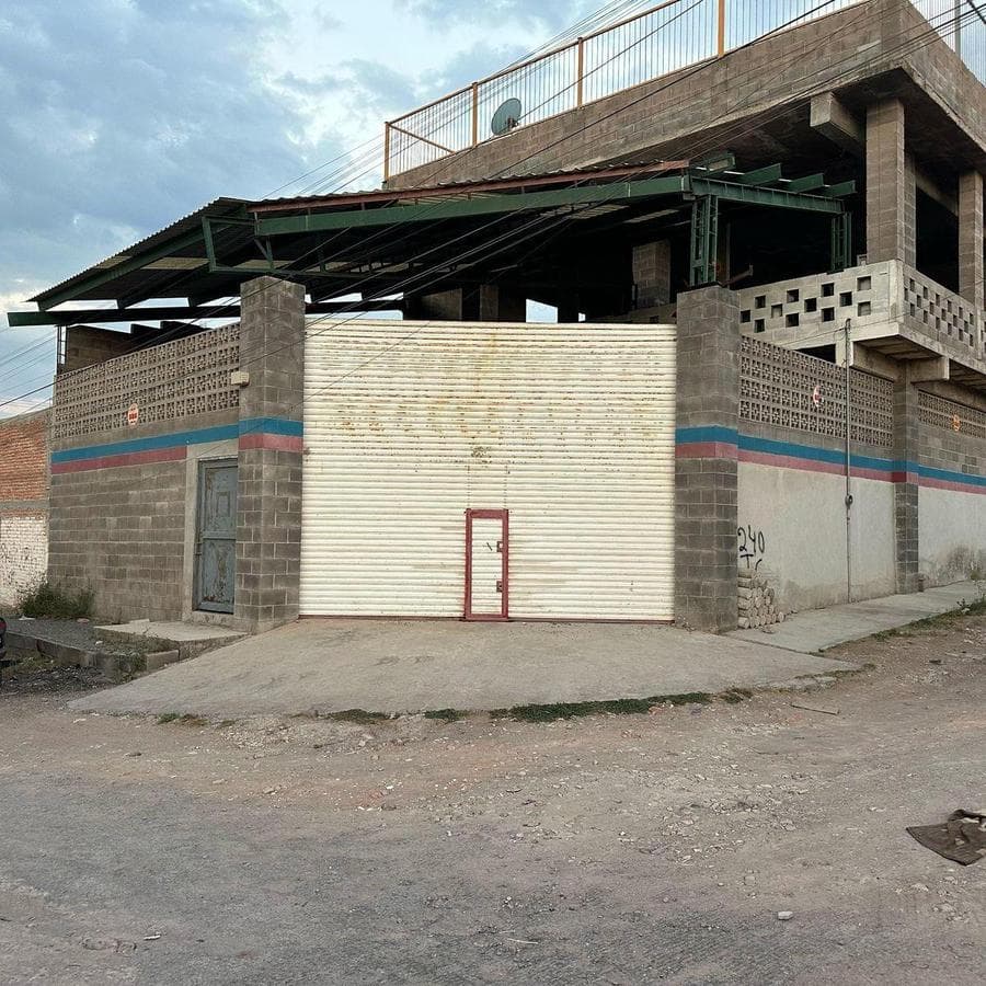 WAREHOUSE FOR RENT ON CAMINO A LA VIRGEN