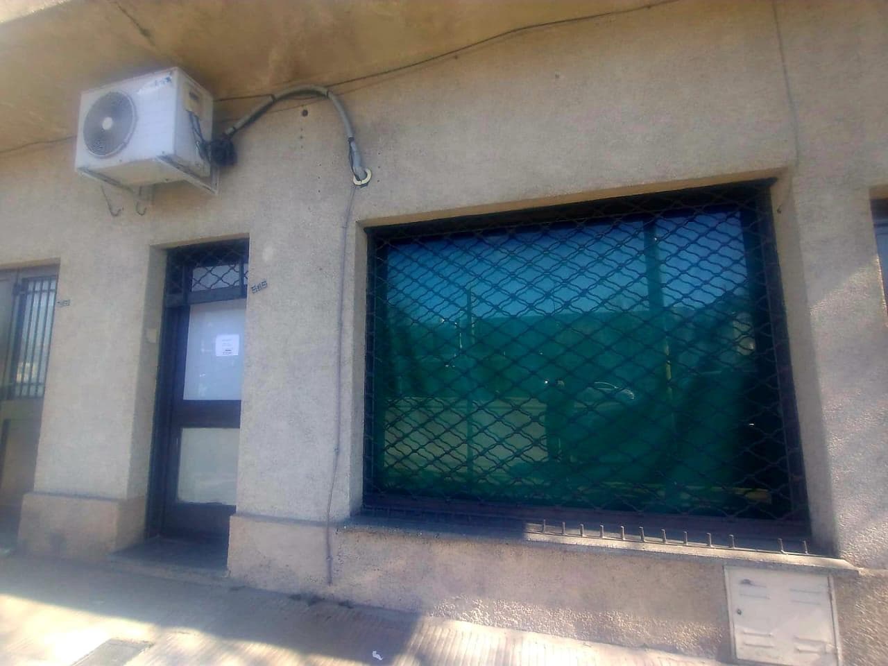 FOR RENT - Commercial space - Luis Agote neighborhood, Rosario.