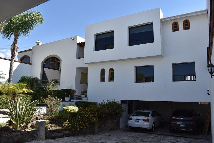 House for sale in the northern part of León, Guanajuato, in the Balcones del Campestre neighborhood
