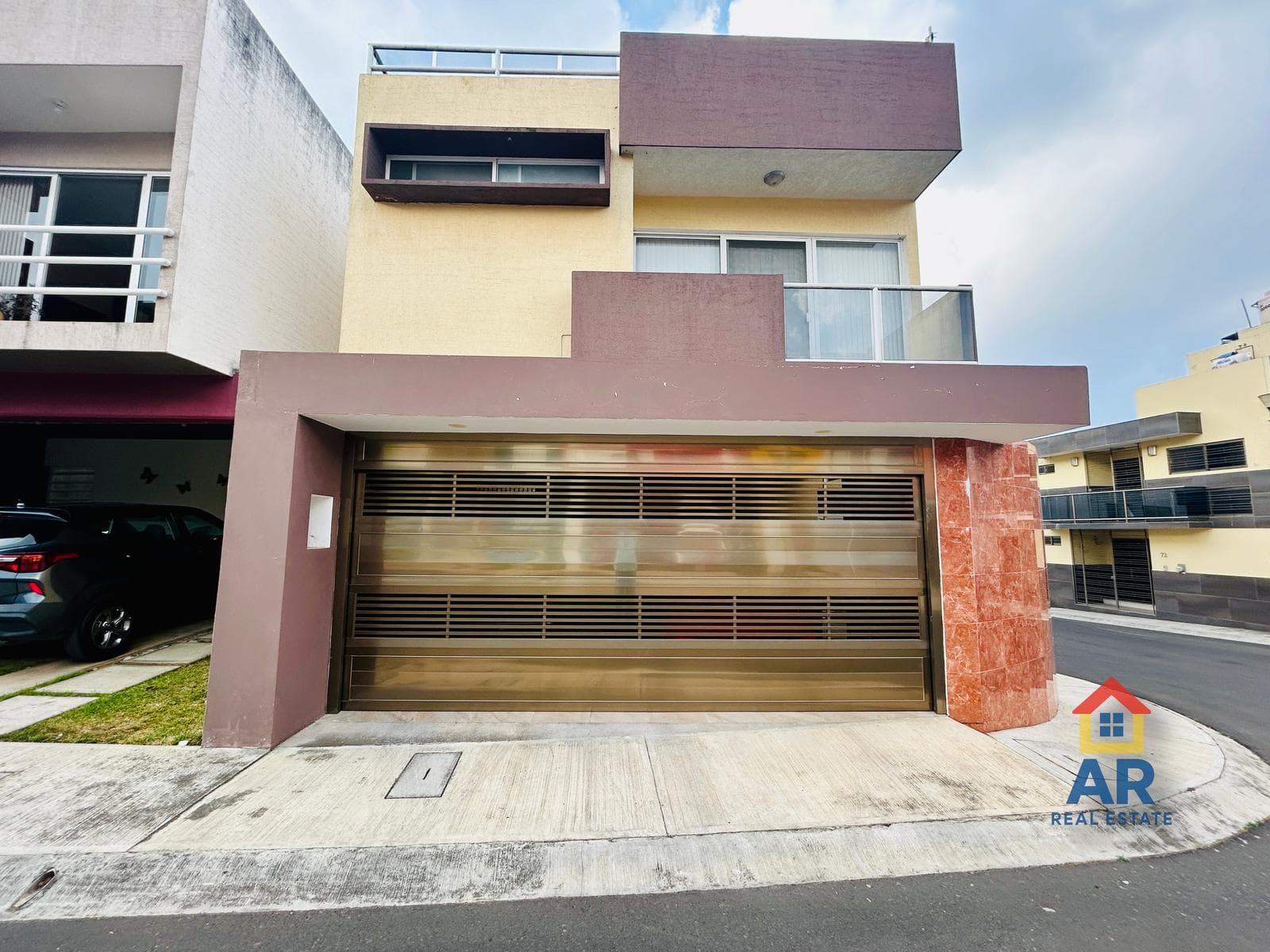 House in Villa Montaña
