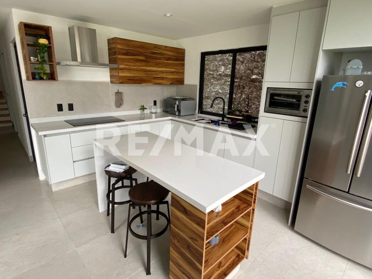 House for Sale in Morelos, Delicias, Cuernavaca