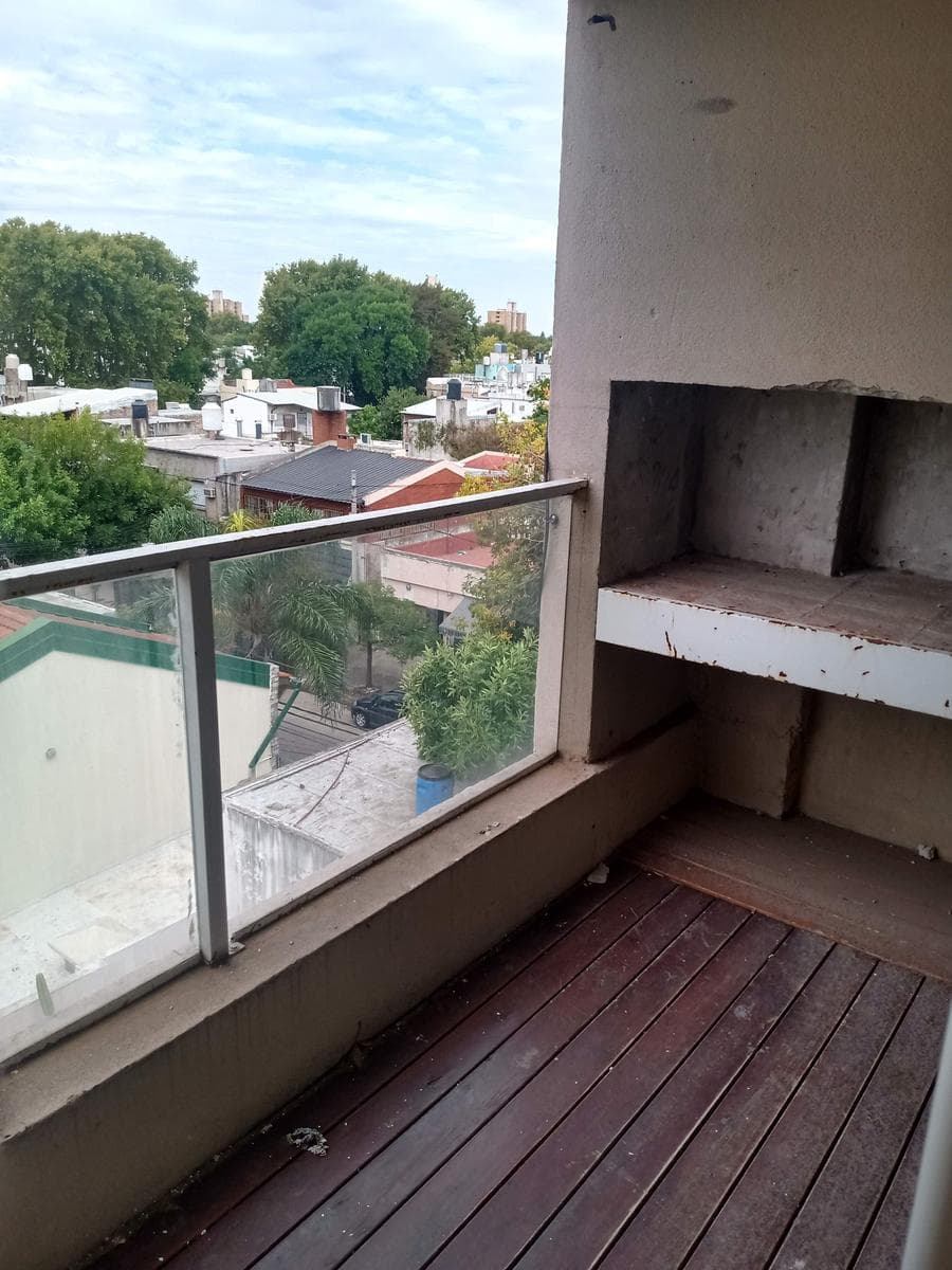 For Sale/Financing: One-Bedroom Apartment with Balcony and BBQ Area. Near the Park