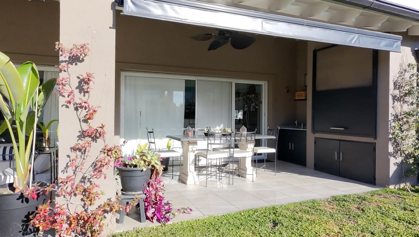 Impeccable 4-Bedroom House for Sale with Family House and Outbuilding in Nordelta, Tipas Neighborhood