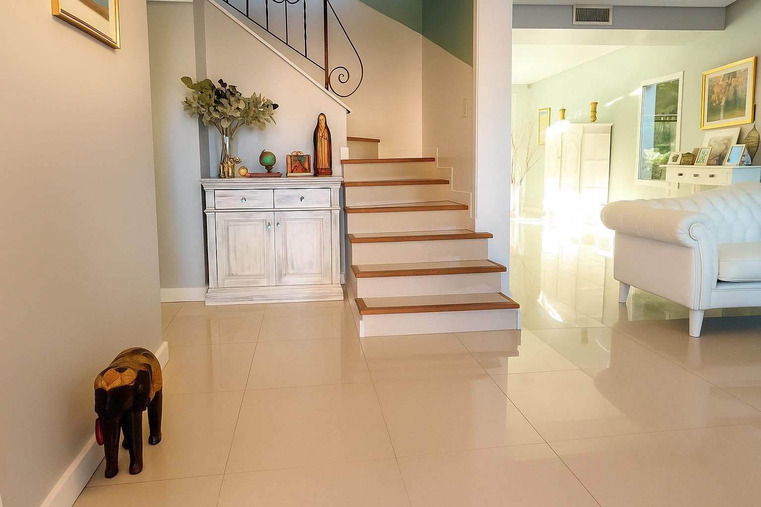 Impeccable 4-Bedroom House for Sale with Family House and Outbuilding in Nordelta, Tipas Neighborhood