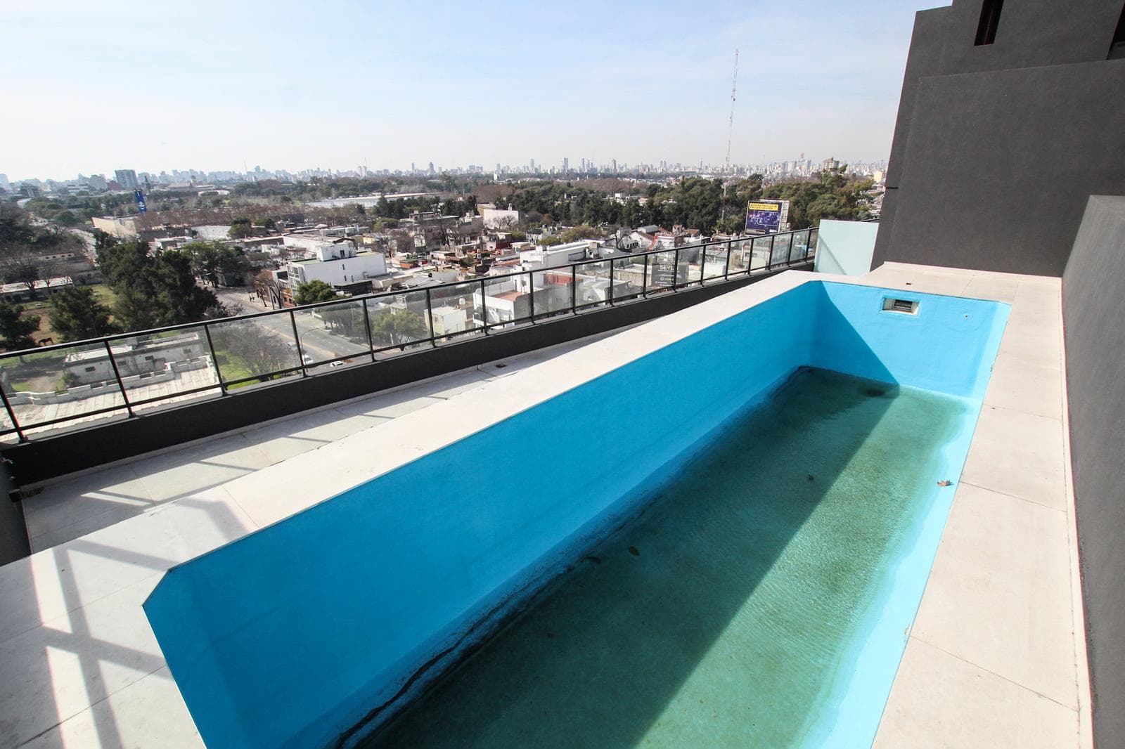 Studio Apartment for Sale in Agronomía, Very Bright!!! Amenities
