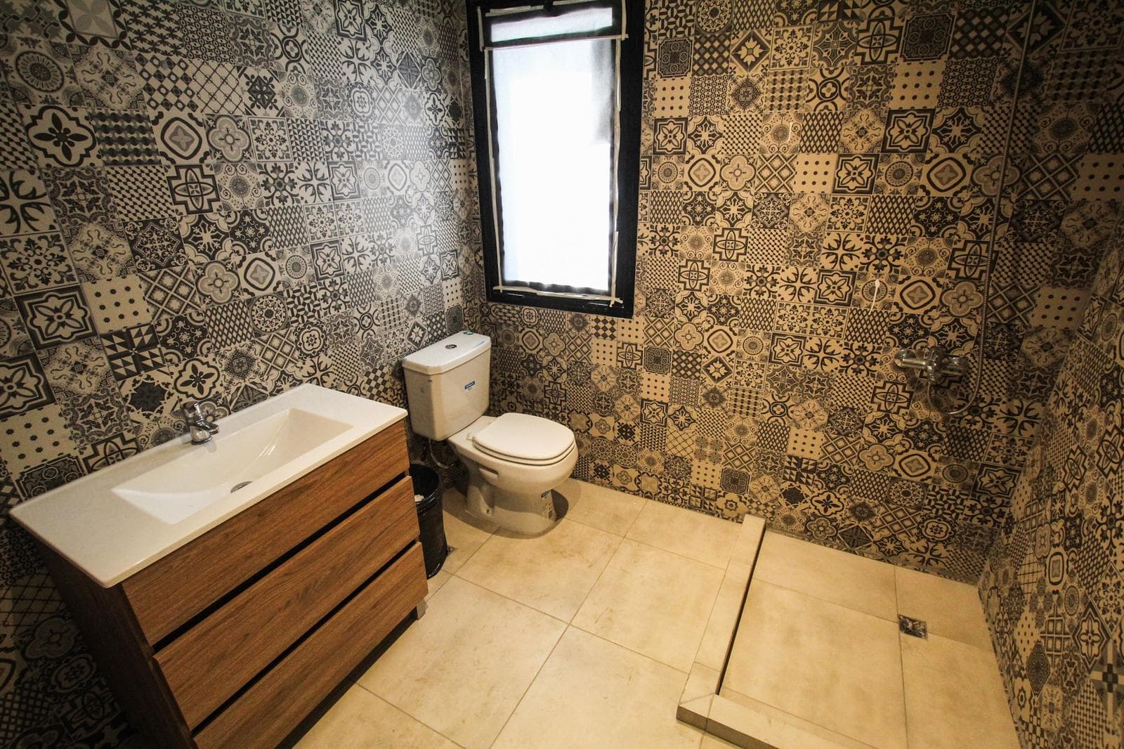 Studio Apartment for Sale in Agronomía, Very Bright!!! Amenities