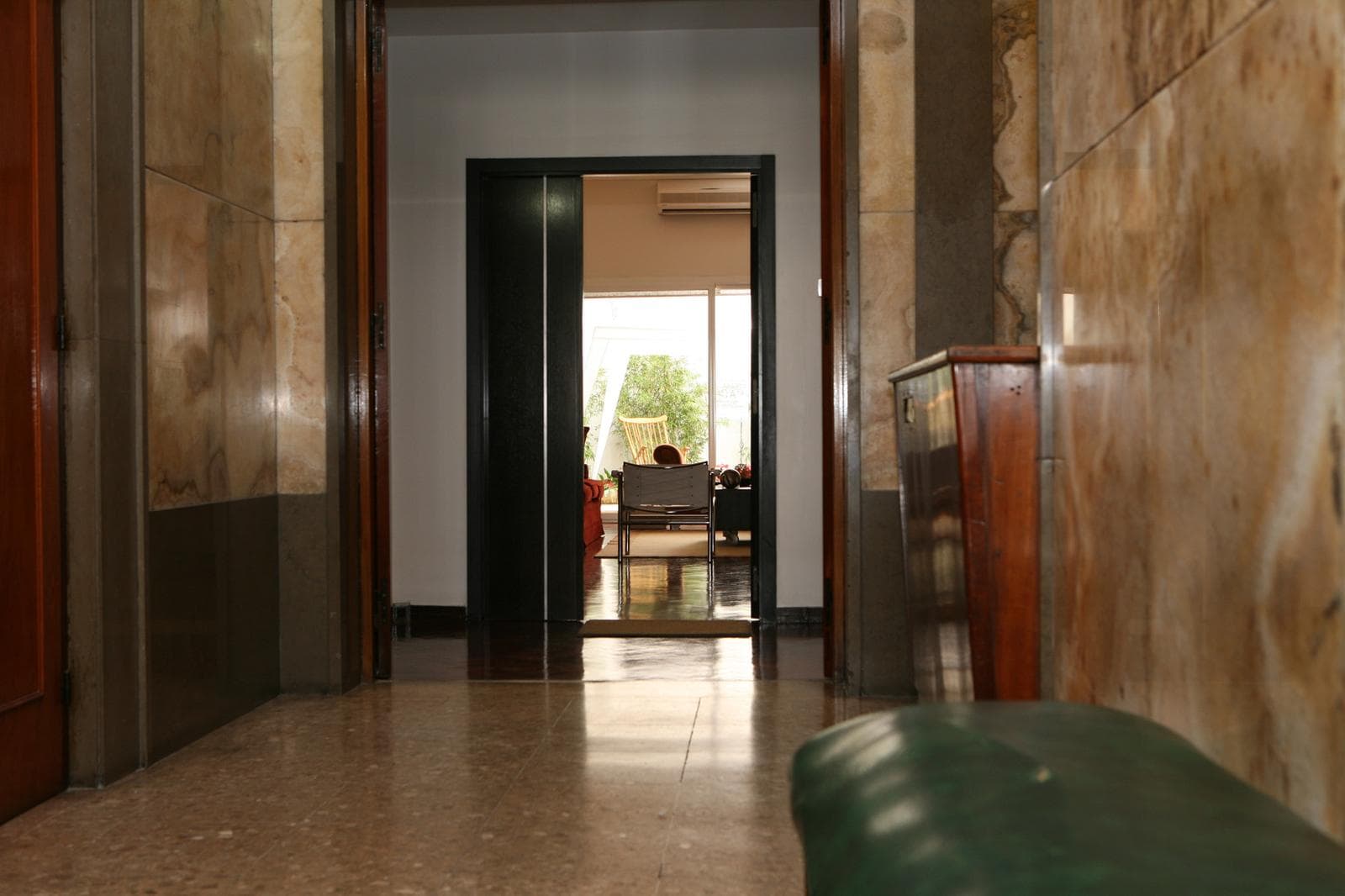 Property for Sale: Loft-Style Apartment in Monserrat, Modern Design with Patio and Basement