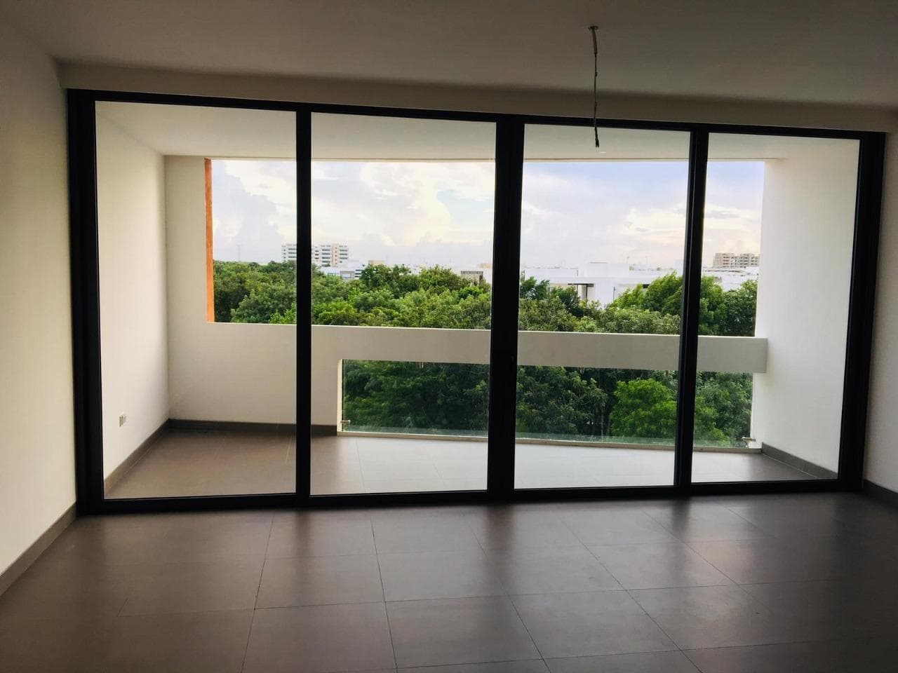 Departamento amplio en Aqua Residencial / Spacious apartment in Aqua Residential