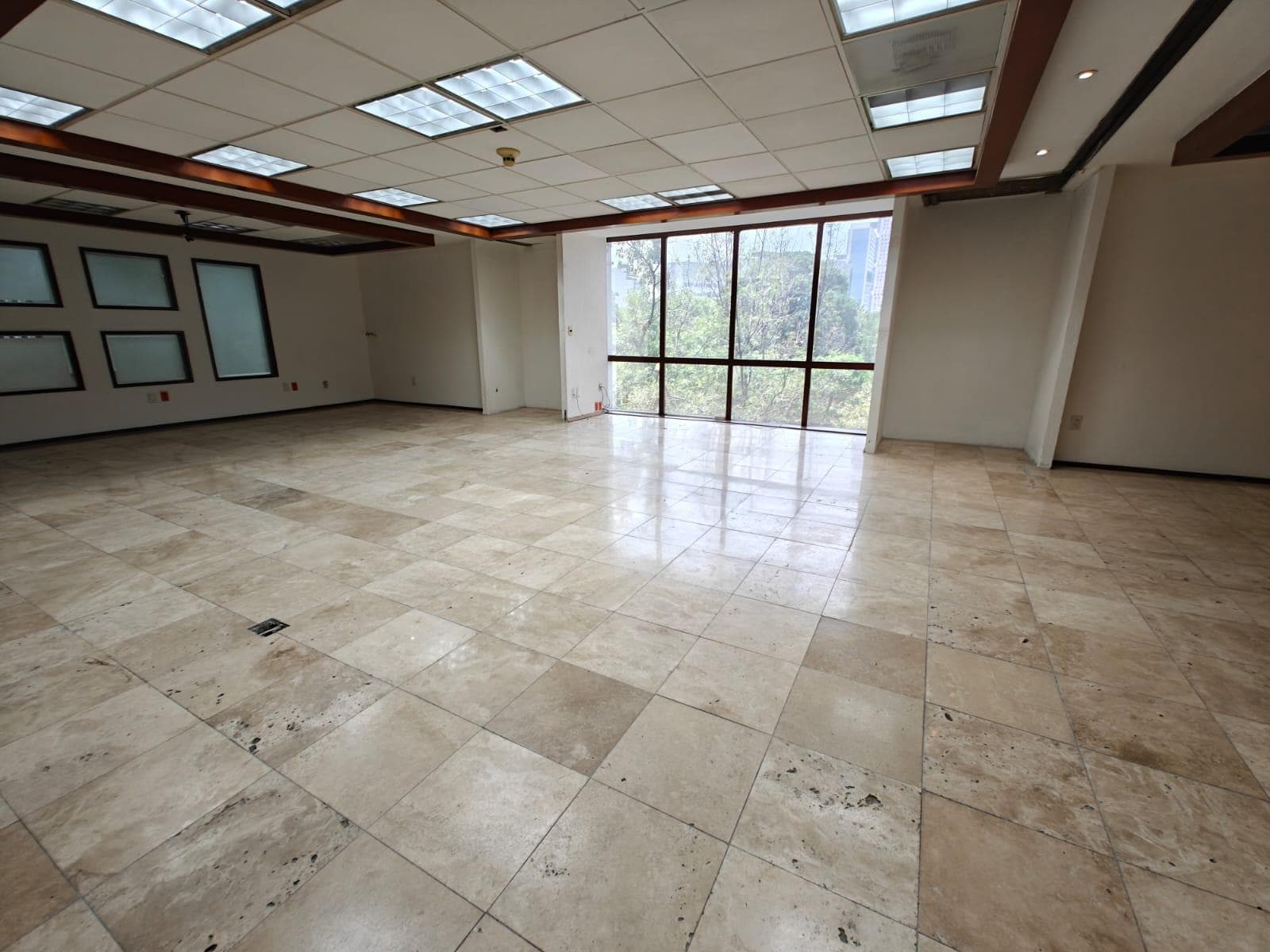Office for rent in Granada, just steps from Polanco