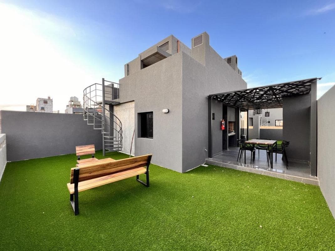 For Sale/Direct Mortgage: One-Bedroom Apartment with Amenities. Downtown