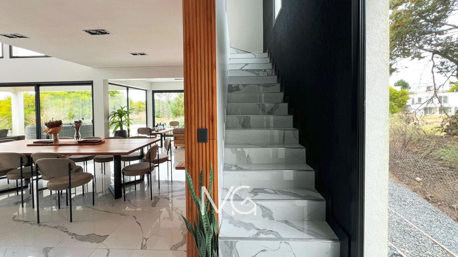 8-room house for sale in Senderos Costa Esmeralda