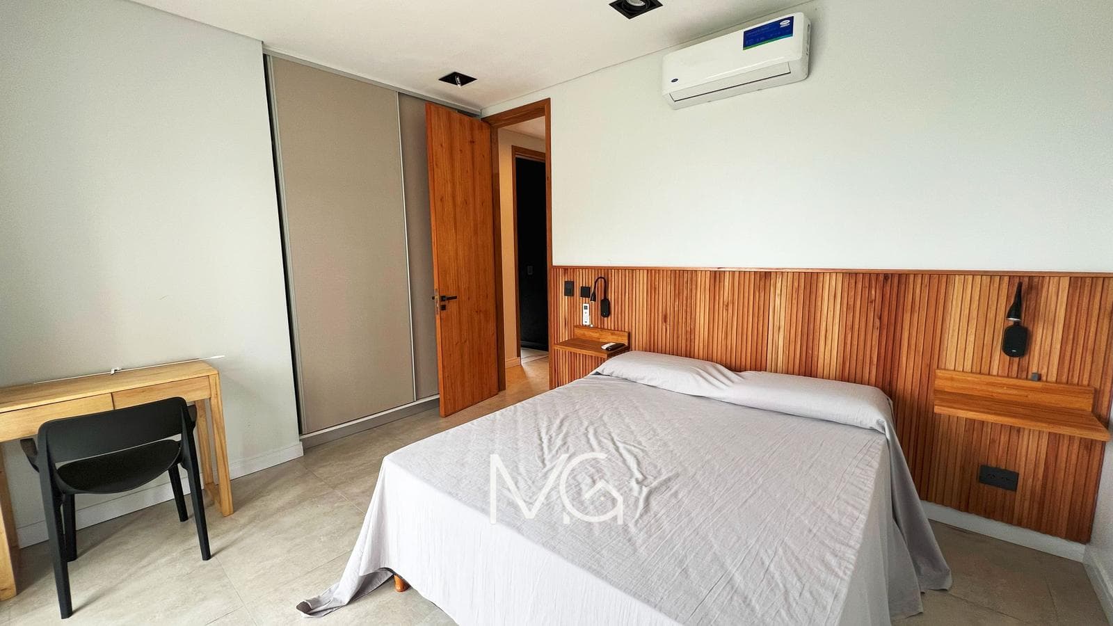 8-room house for sale in Senderos Costa Esmeralda