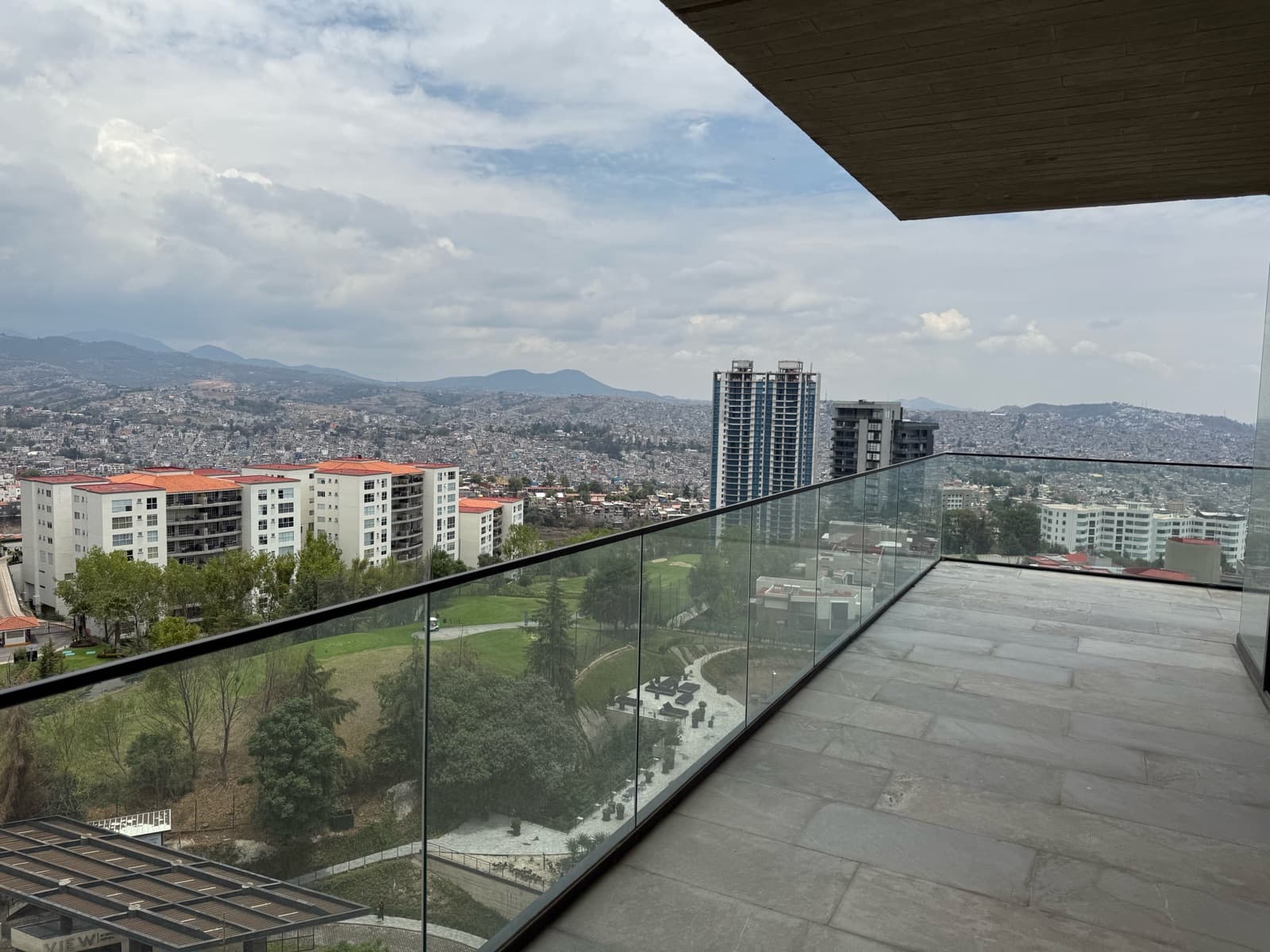 Apartment - Bosque Real