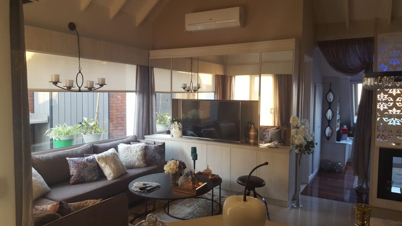 Duplex apartment