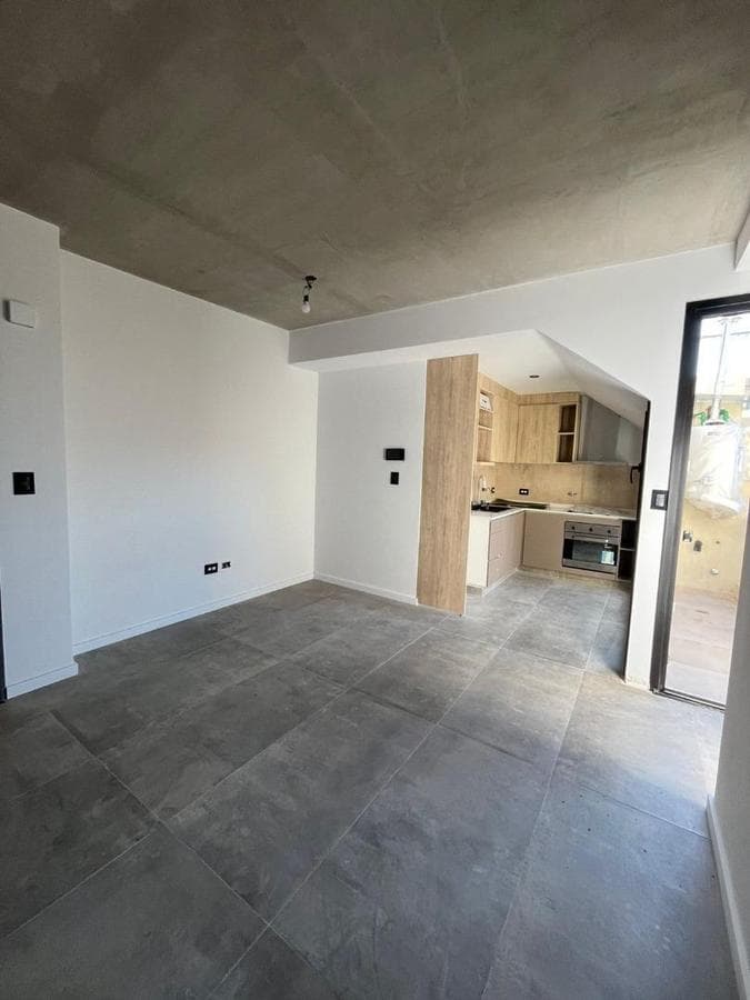 FOR SALE - 2-ROOM APARTMENT WITH TERRACE - VILLA LURO
