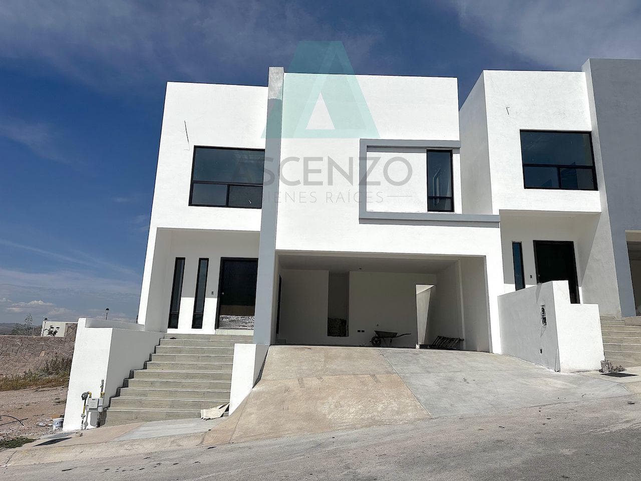 House for Sale in the Condesa Rejon Subdivision, Sermol