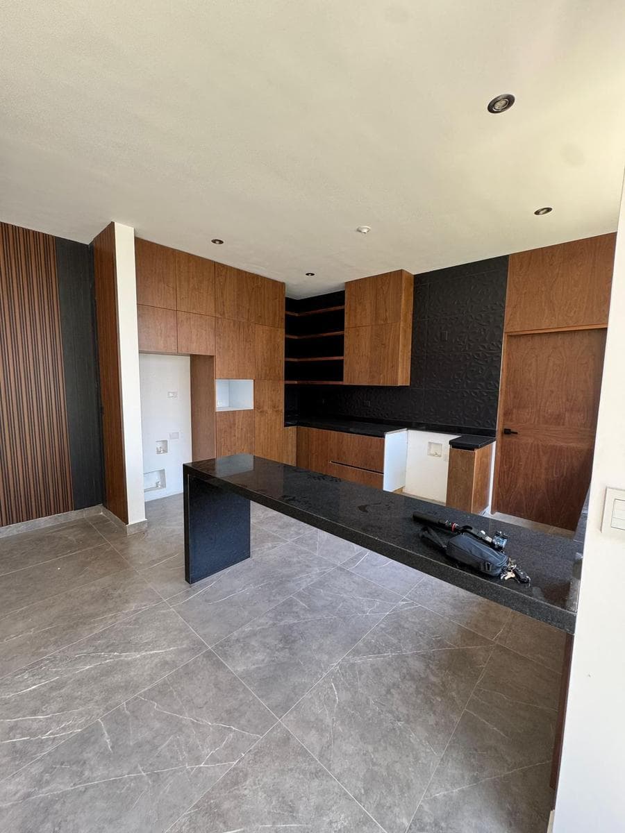 HOUSE FOR SALE IN ALTARES RESIDENCIAL, SANTIAGO, N.L.