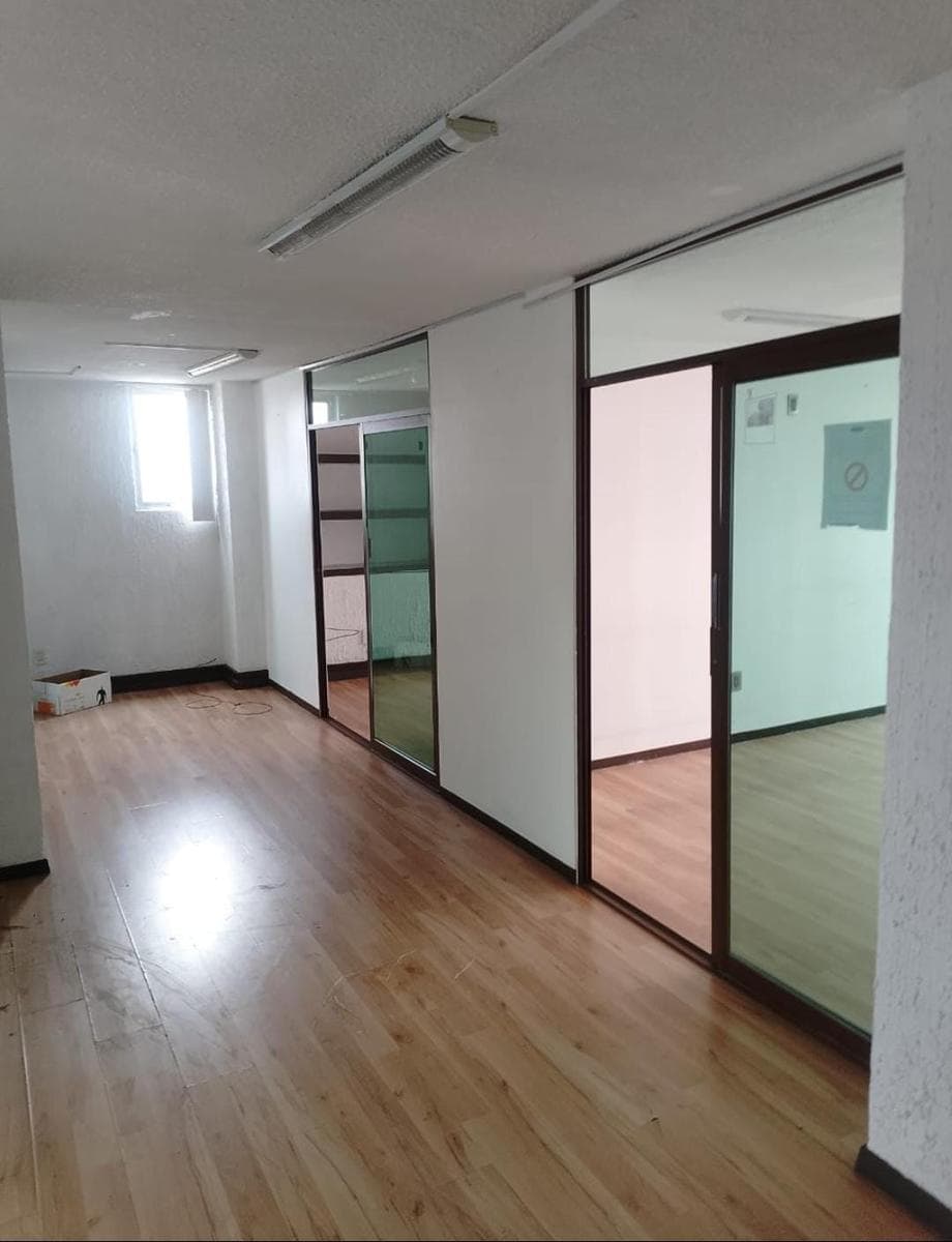 Office with a terrace in Condesa