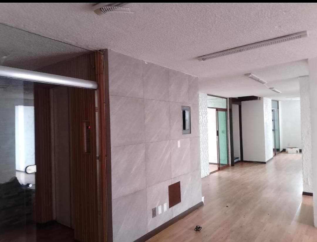 Office with a terrace in Condesa