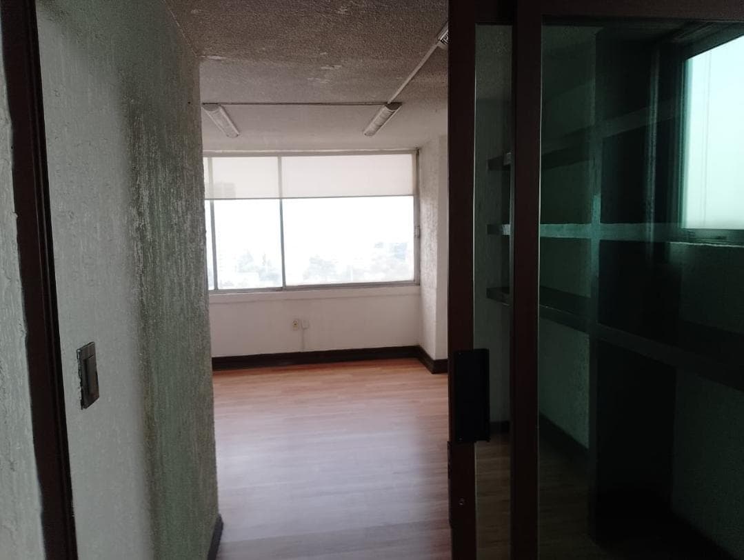 Office with a terrace in Condesa