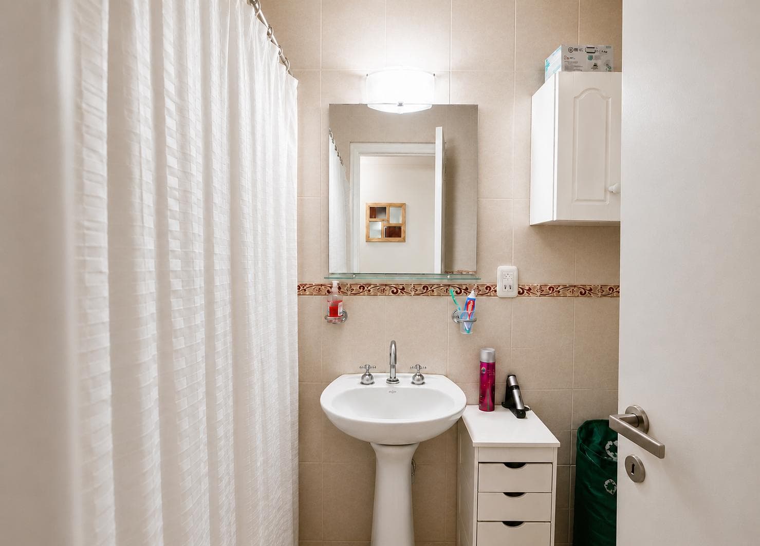 2-ROOM APARTMENT FOR SALE - LOW MAINTENANCE FEES - SUITABLE FOR PROFESSIONAL USE - BARRIO NORTE - PALERMO