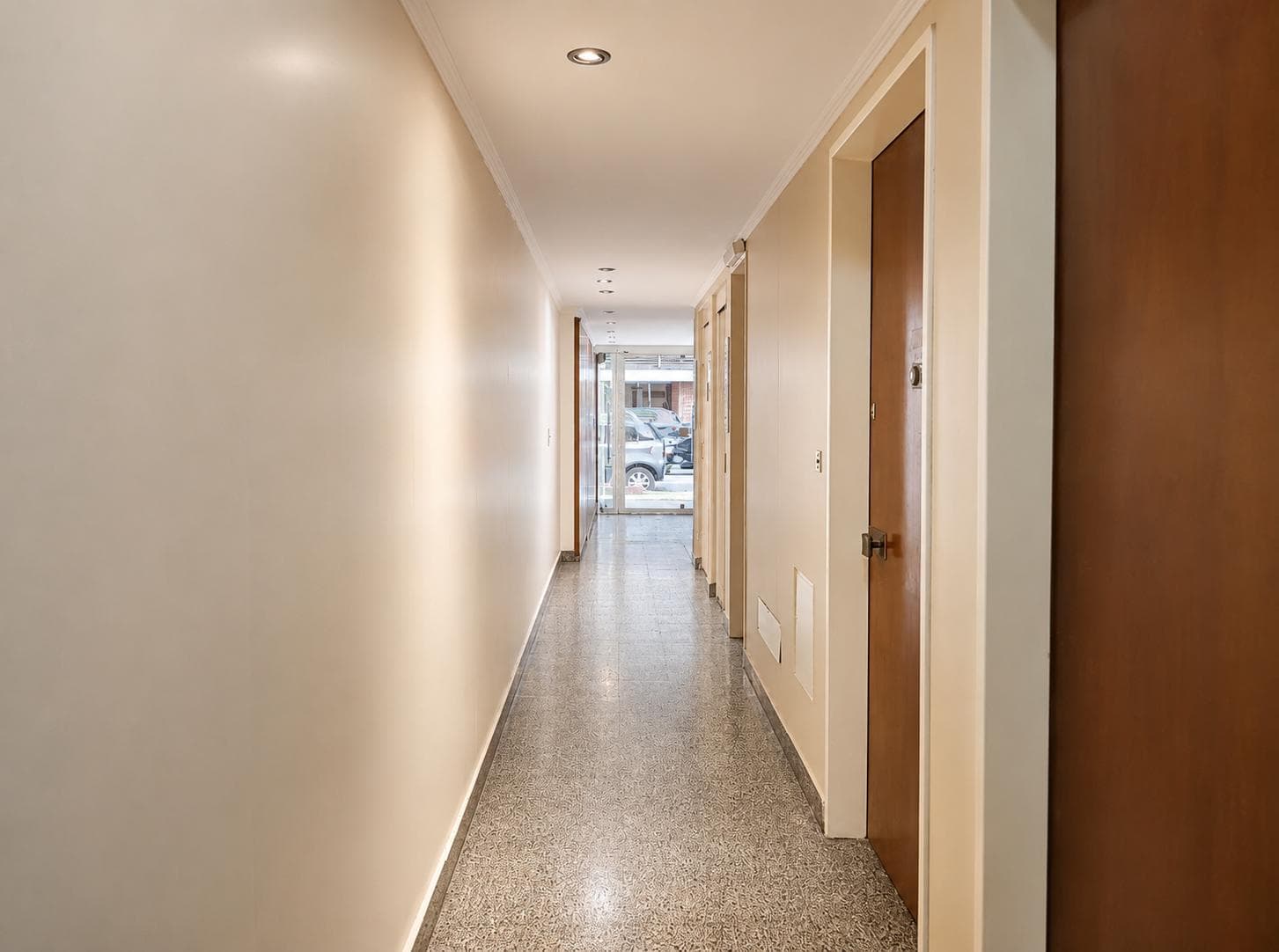 2-ROOM APARTMENT FOR SALE - LOW MAINTENANCE FEES - SUITABLE FOR PROFESSIONAL USE - BARRIO NORTE - PALERMO