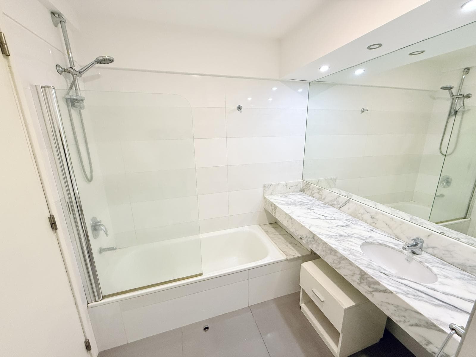 3-Bedroom Apartment for Sale at Puerto Madero Harbour Residences