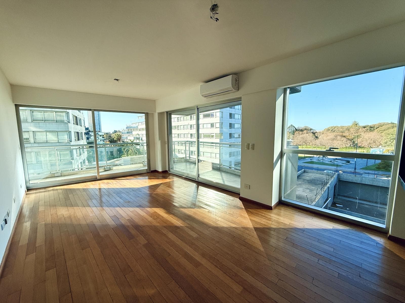 3-Bedroom Apartment for Sale at Puerto Madero Harbour Residences