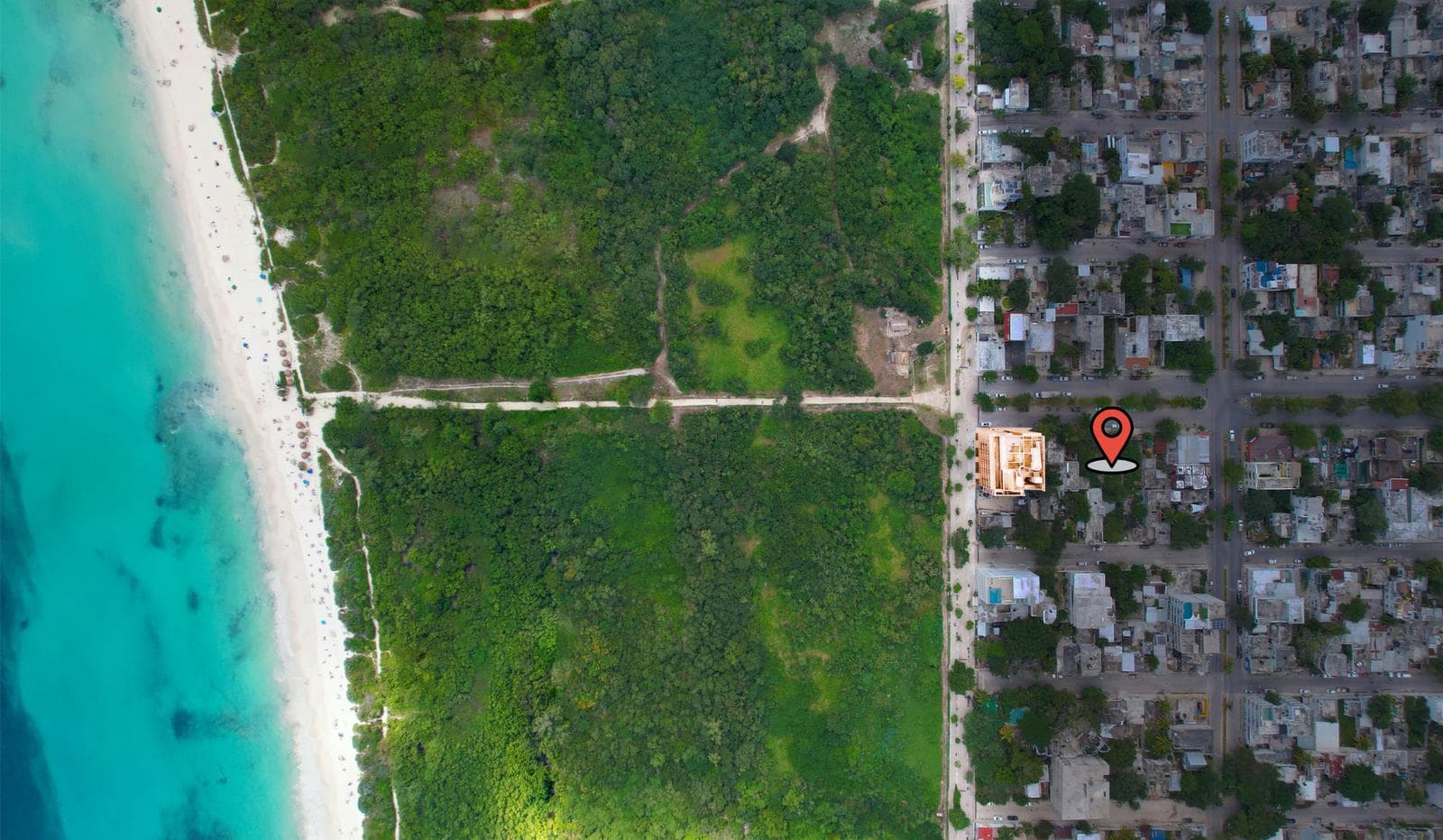 LAND JUST A FEW STEPS FROM THE BEACH IN PLAYA DEL CARMEN