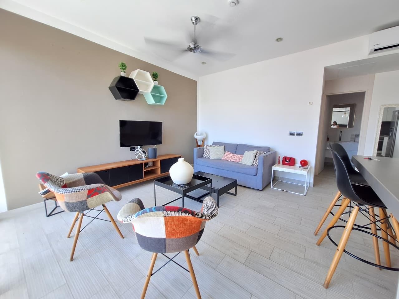 DEPARTAMENTO 1 REC 64 M2 EN VENTA EN PLAYA DEL CARMEN CON VISTA AL MAR DESDE EL ROOFTOP