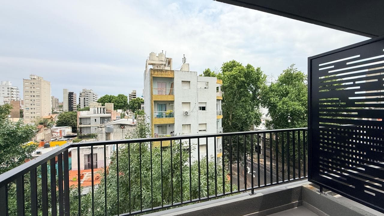 For Sale/Financing: Studio Apartment with Balcony. Luis Agote