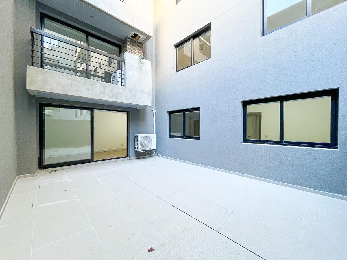 Three-room apartment in Almagro